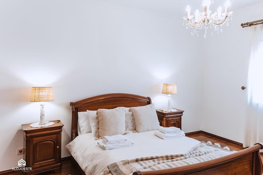 Casa Do Patio - 3 Bedrooms, Ponte Rol Torres Vedras Luaran gambar