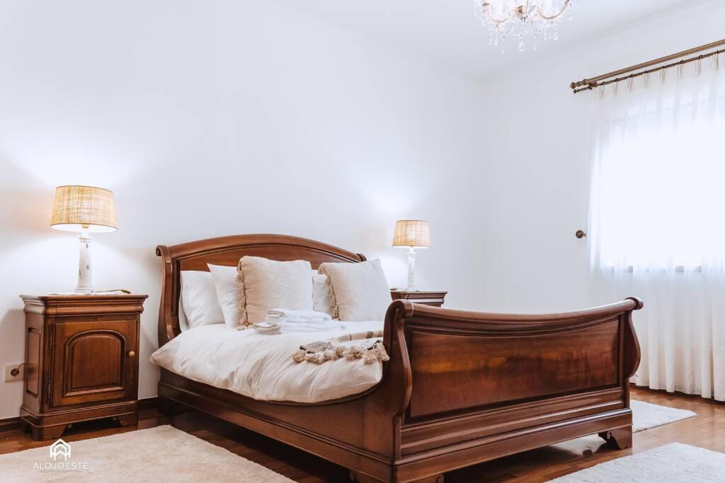 Casa Do Patio - 3 Bedrooms, Ponte Rol Torres Vedras Luaran gambar