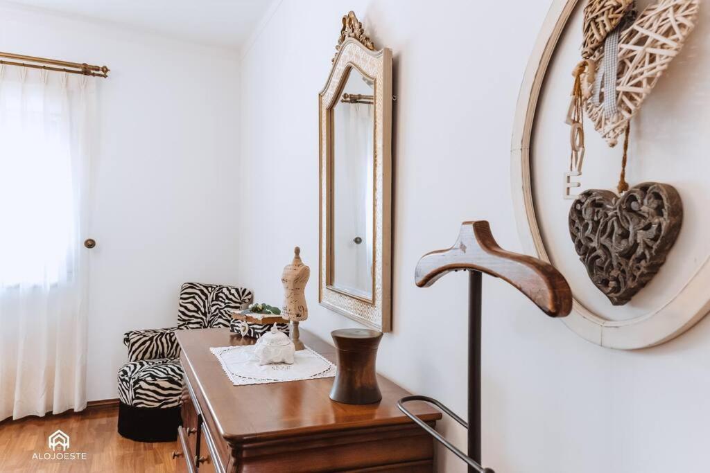 Casa Do Patio - 3 Bedrooms, Ponte Rol Torres Vedras Luaran gambar